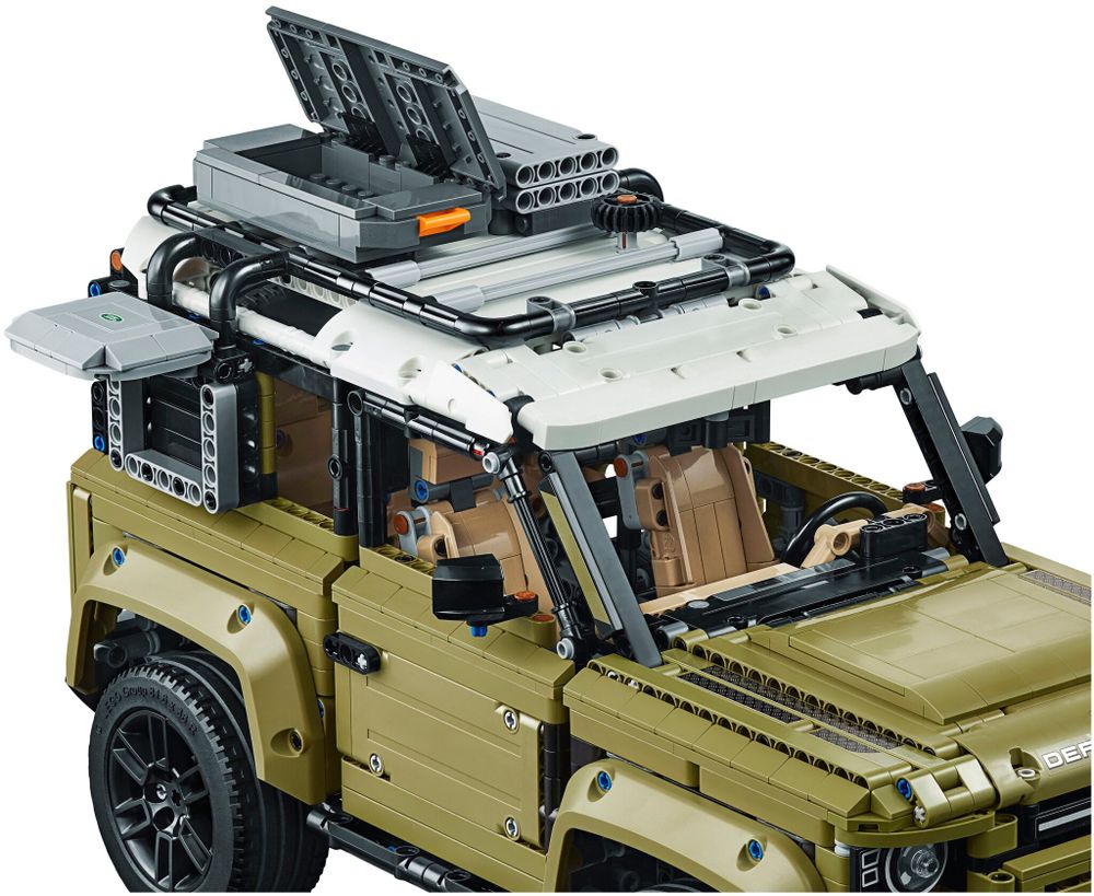 Конструктор LEGO Technic 42110 Land Rover Defender