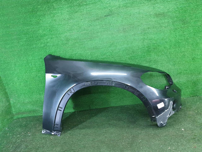 Крыло переднее правое BMW X5 E70 (2006-2010)