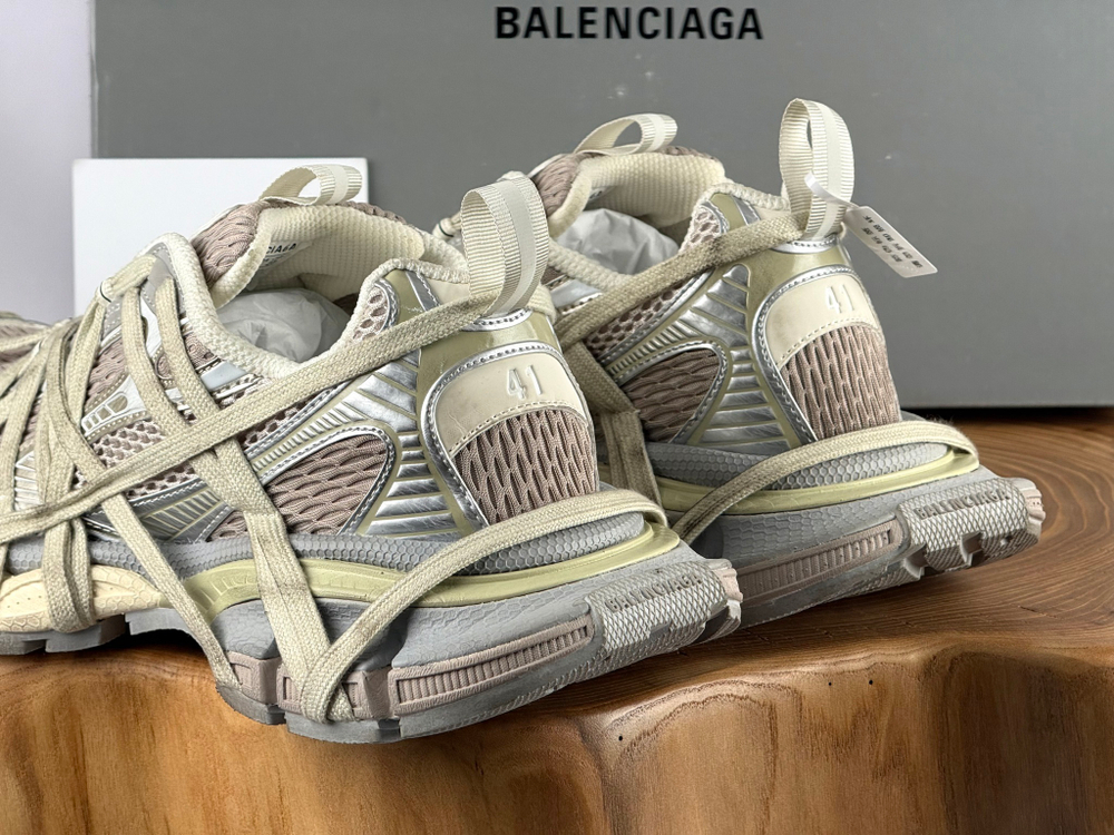 Balenciaga 3XL Extreme Sneaker Light Beige