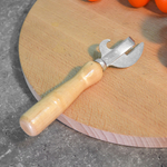 Консервооткрыватель с деревянной лакированной ручкой 15,5*3,8*2см