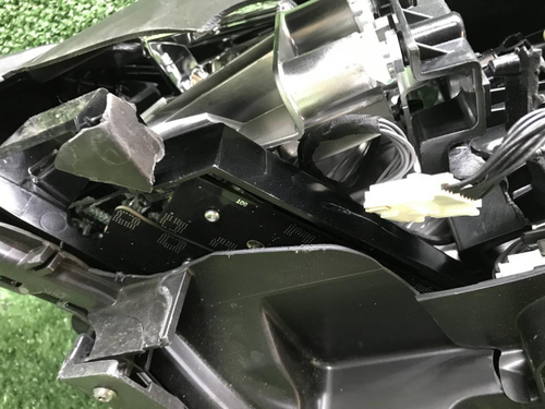 Битая Фара правая Geely Atlas Pro (2021-н.в.) LED