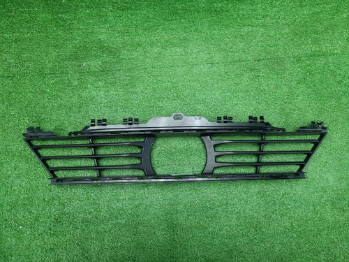 Решетка переднего бампера BMW 7er G11 (2019-2022)