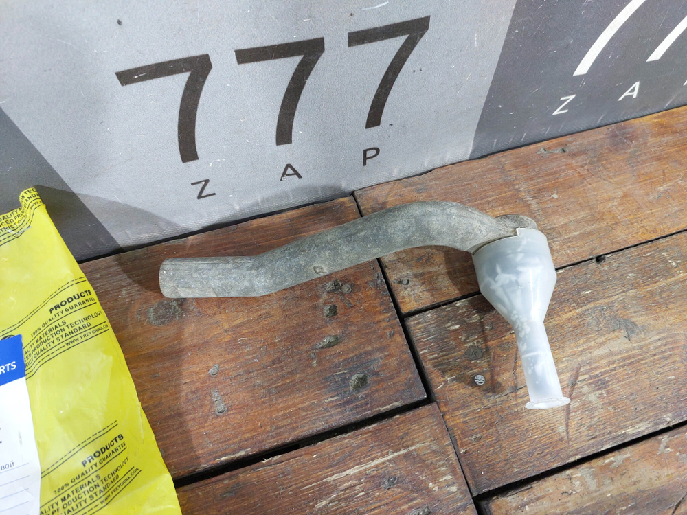 Рулевой наконечник правый Geely Tugella 19-нв Б/У Оригинал 4036032700