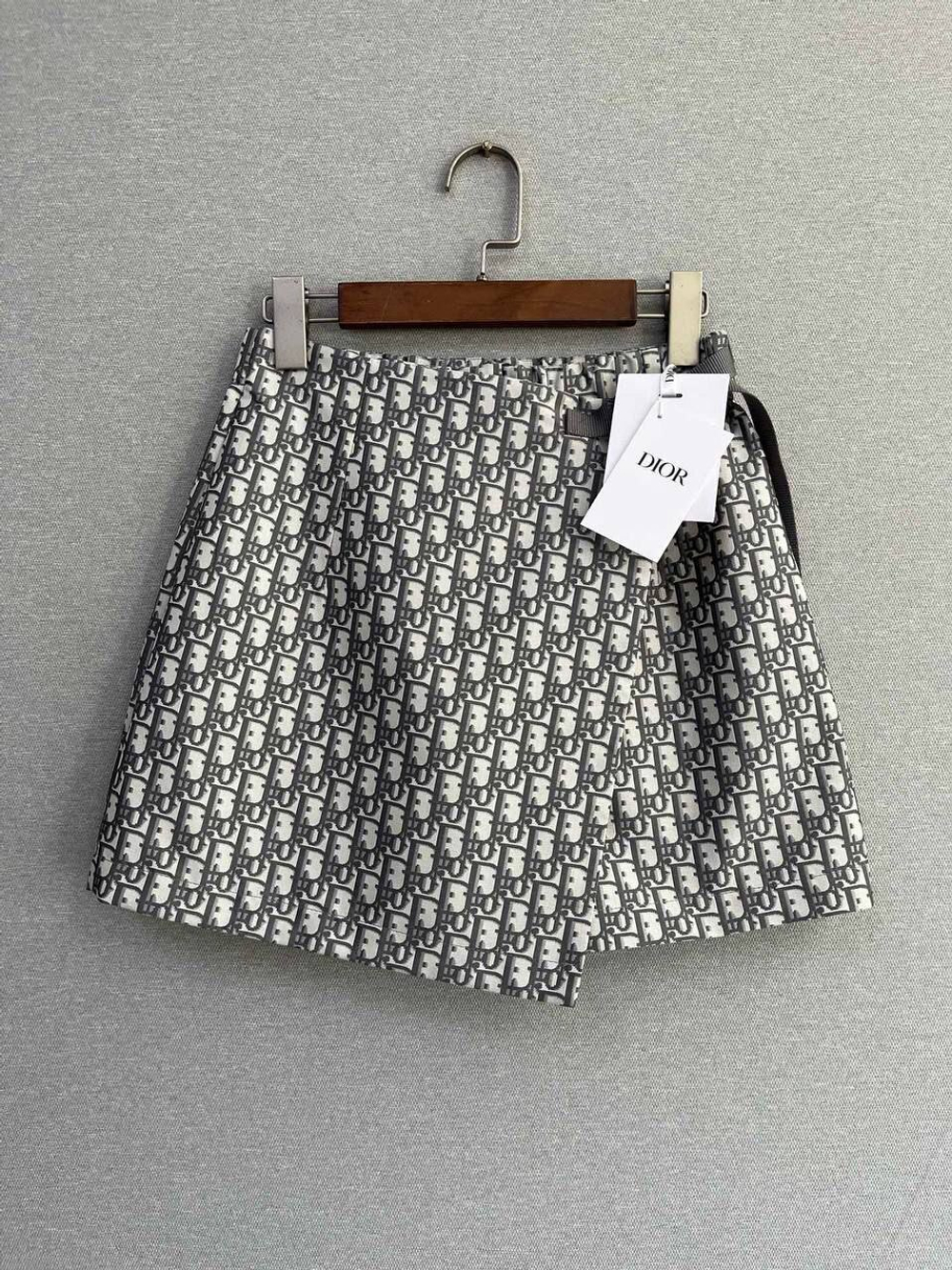 Шорты Dior