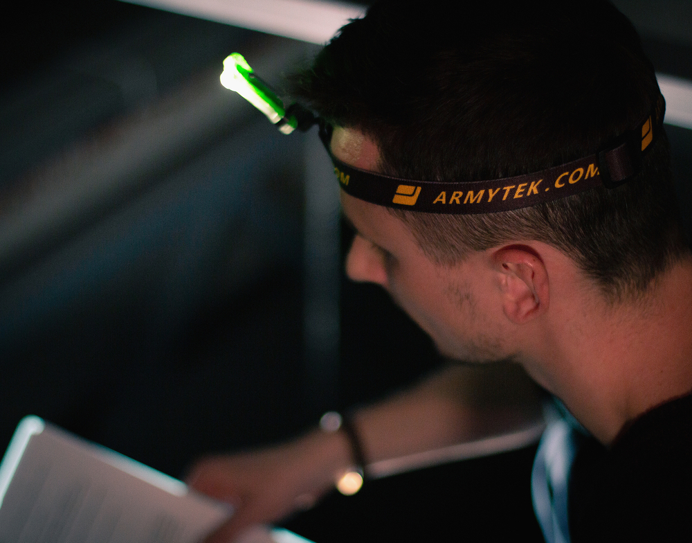 Мультифонарь Armytek Zippy ES Grey (F06101G)