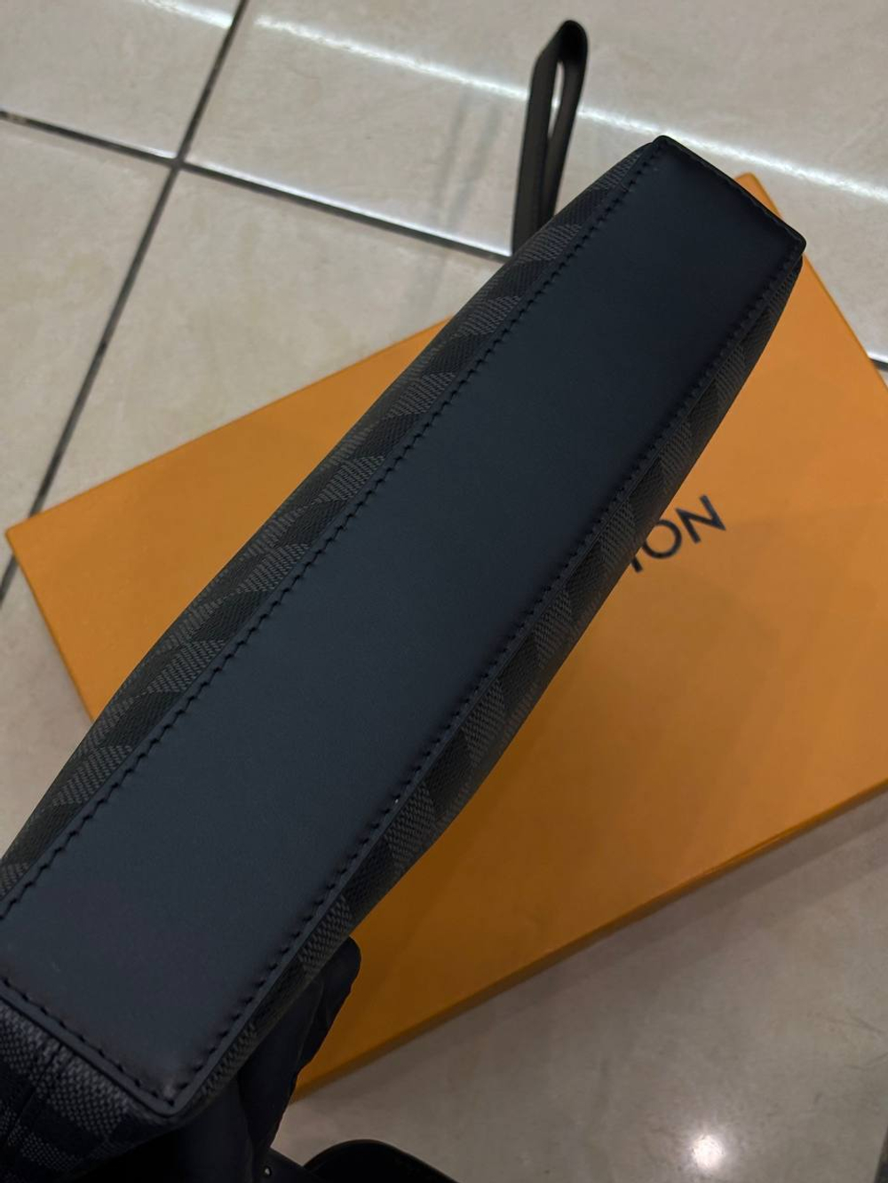 Клатч Louis Vuitton