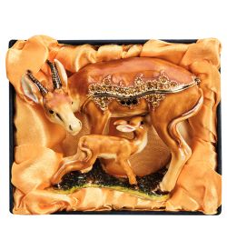 Nobility JB- 38 Шкатулка «Косуля с детенышем»