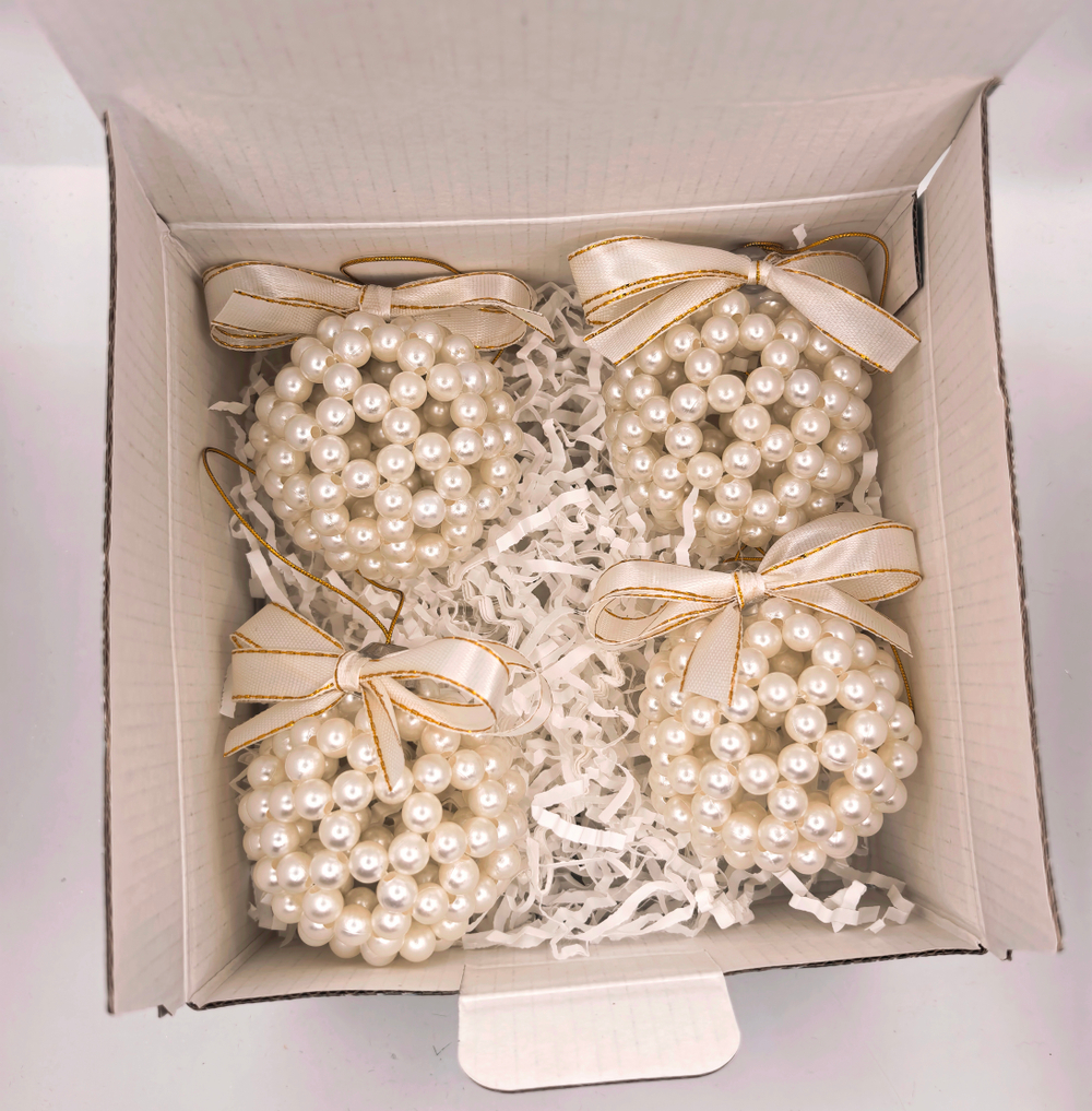 Ёлочные игрушки из бусин 4шт