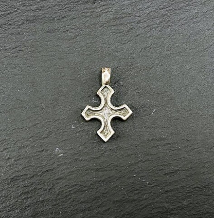 Крест. Ярославль 9-12 в. (серебро)