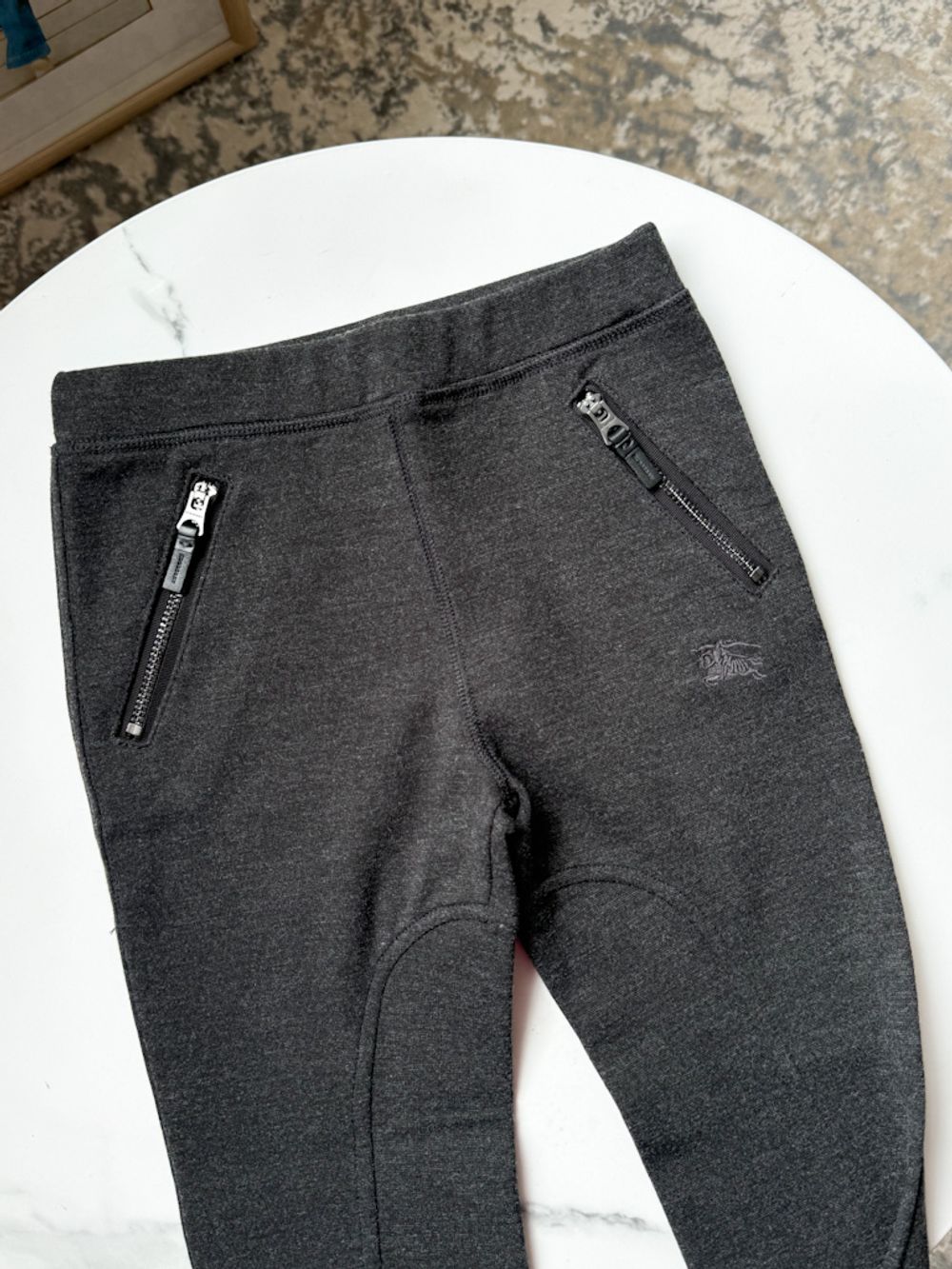 Новые брюки Burberry, 110