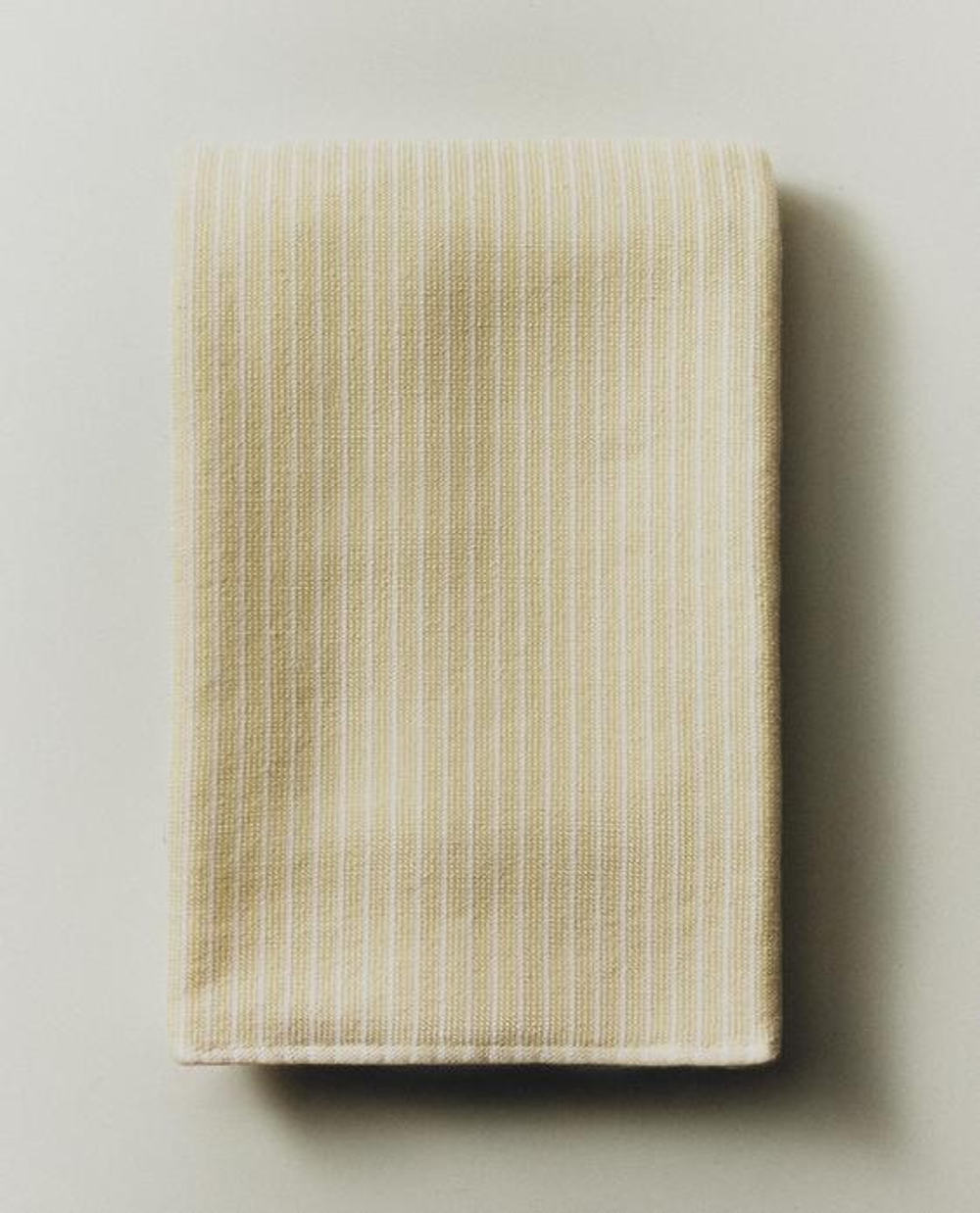 ZARA HOME КУХОННОЕ ПОЛОТЕНЦЕ ИЗ МАХРОВОГО ХЛОПКА В ПОЛОСКУ, ЖЕЛТЫЙ