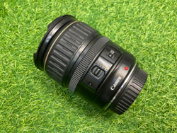 Canon EF 28-135mm 3.5-5.6 IS