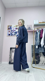 Брюки с лампасами и кружевом