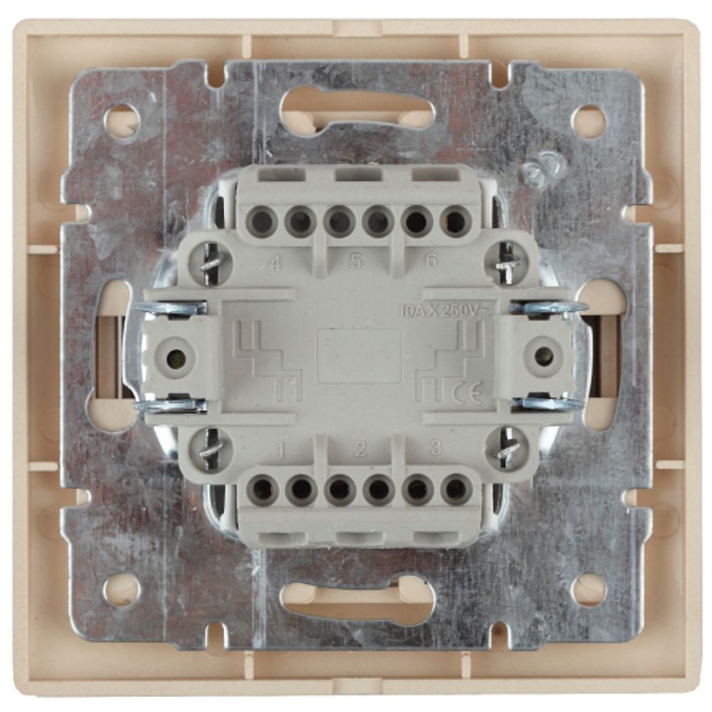 1-106-02 Intro Выключатель тройной, 10А-250В, IP20, СУ, Plano, сл.кость