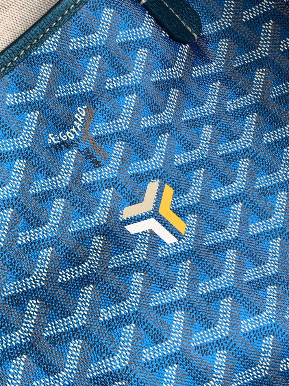 Goyard Saint Louis PM Bag