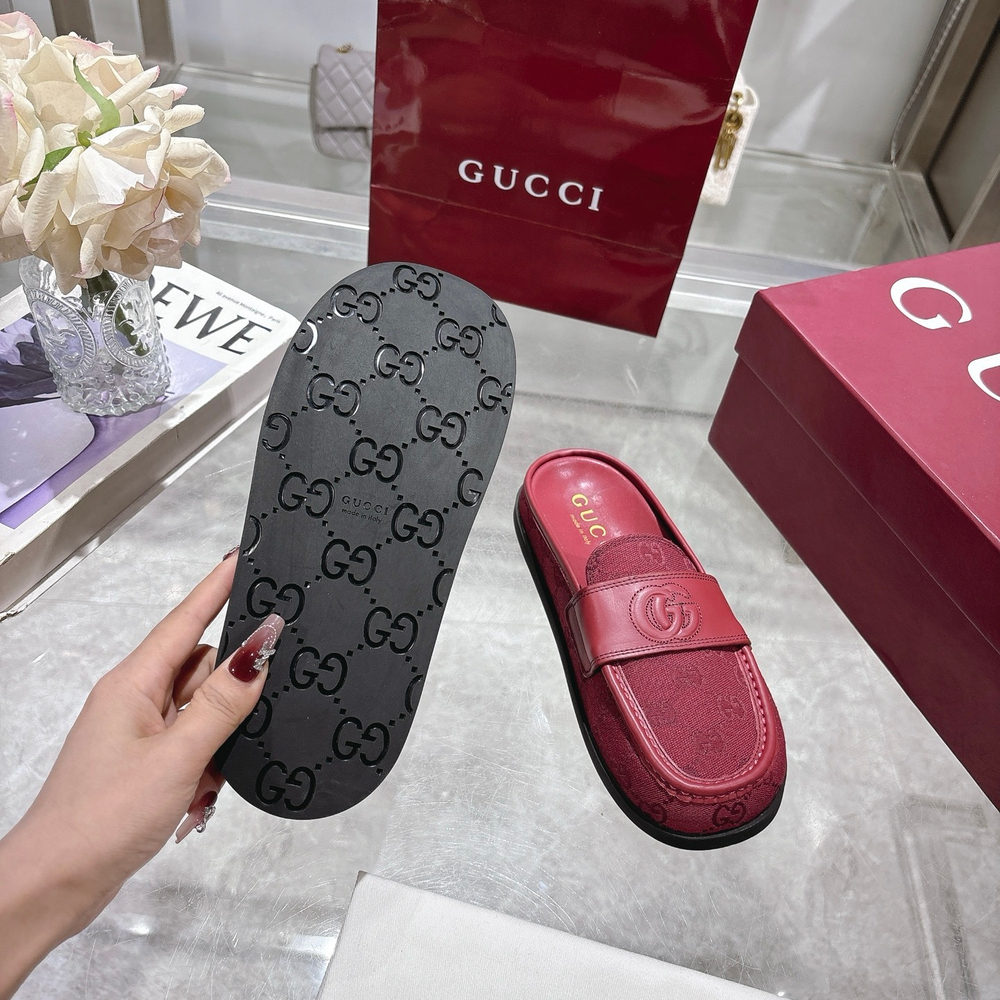 Gucci Double G Mule