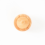 Кубышка для меда, соли, специй, пряностей из древесины кедра с ложкой для меда. KD6