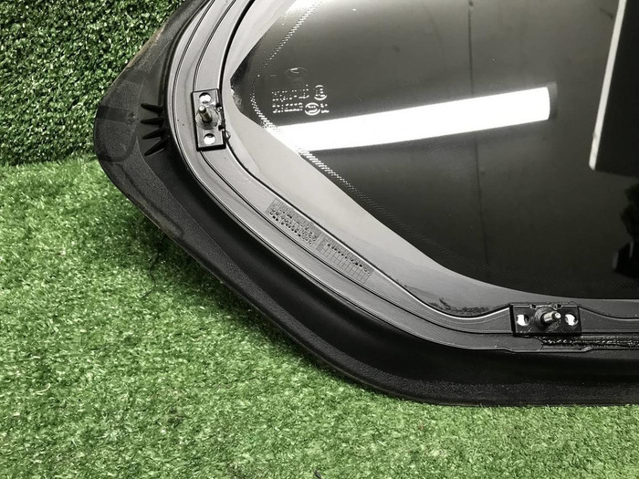 Форточка задняя левая Hyundai Santa Fe 4 TM 18-24