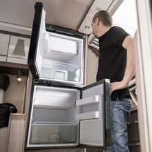 Компрессорный автохолодильник MobileComfort MCR-50R