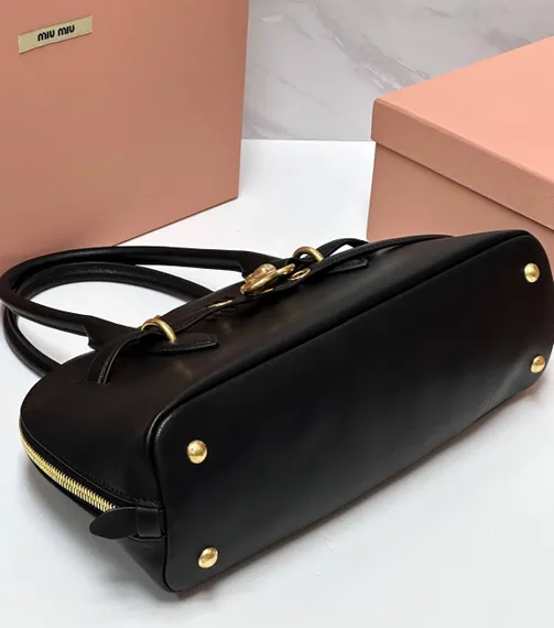 Сумка MIU MIU Aventure, черная