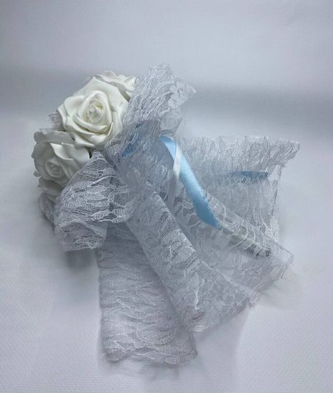 Свадебный букет из маков из орхидей