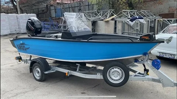 Лодка Гиргис 440 Консоль