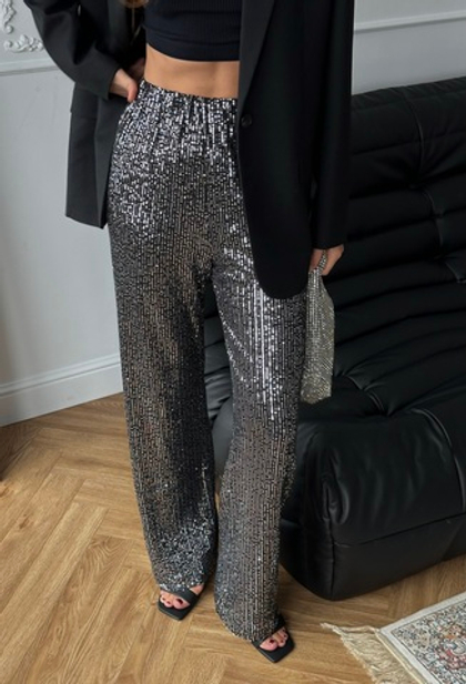 Брюки в пайетках