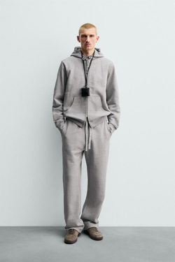 ZARA ДЖОГГЕРЫ REGULAR FIT ИЗ ПЛОТНОЙ ТКАНИ ORIGINS, СЕРЫЙ