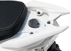 Скутер Regulmoto EAGLE 50 (колёса R12) Белый/синий