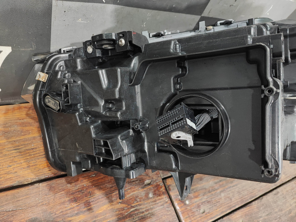 Фара правая Adaptive LED BMW X3 (G01) 17-21 Б/У Оригинал 63117466120