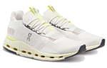 On Cloudnova Undyed