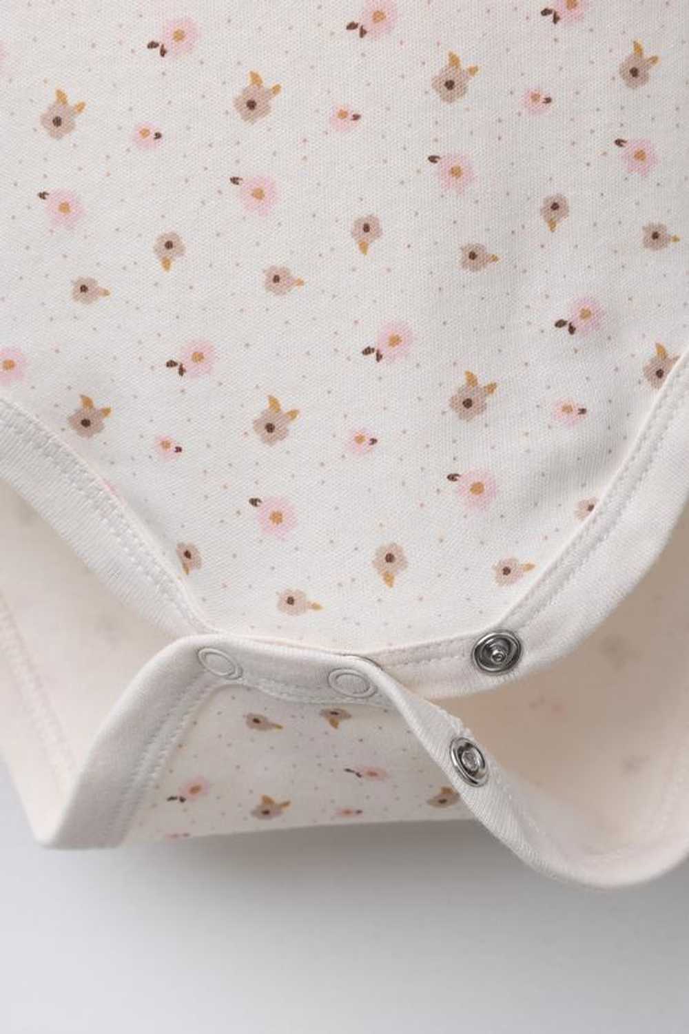 ZARA НАБОР ИЗ ПЯТИ БОДИ С ЦВЕТОЧНЫМ ПРИНТОМ, ПУДРОВО-РОЗОВЫЙ