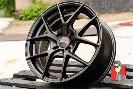 Комплект дисков RGW YL5599 16x7 et35 4x100