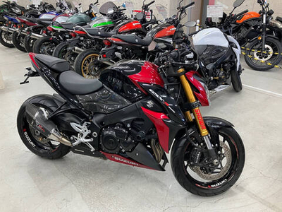 Suzuki GSX-S1000 2016