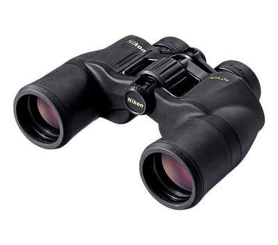 Бинокль Nikon Aculon A211 8x42