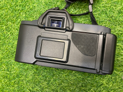 Canon T70