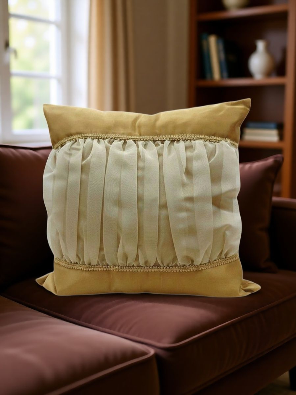 Подушка декоративная. Ручная работа. Эксклюзив