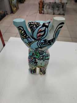 Фигурка в стиле граффити. Statuette Graffiti. Медведь.