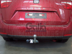 Фаркоп оцинкованный Galia S095A для SEAT Ibiza IV хетчбек 3/5 дверей 2008-2017, Ibiza ST универсал 2010-2017(паспорт и сертификат в комплекте)(без электрики)