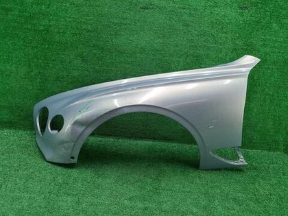 Крыло переднее левое Bentley Continental GT3 17-нв