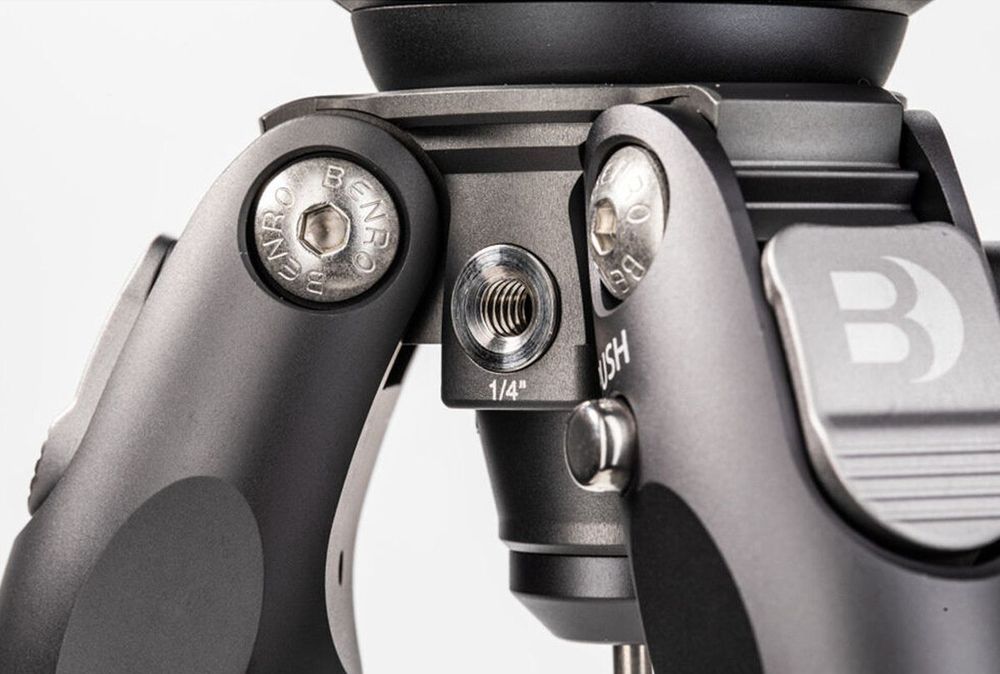 Видеоштатив Benro TTOR34CLVS4PRO карбоновый