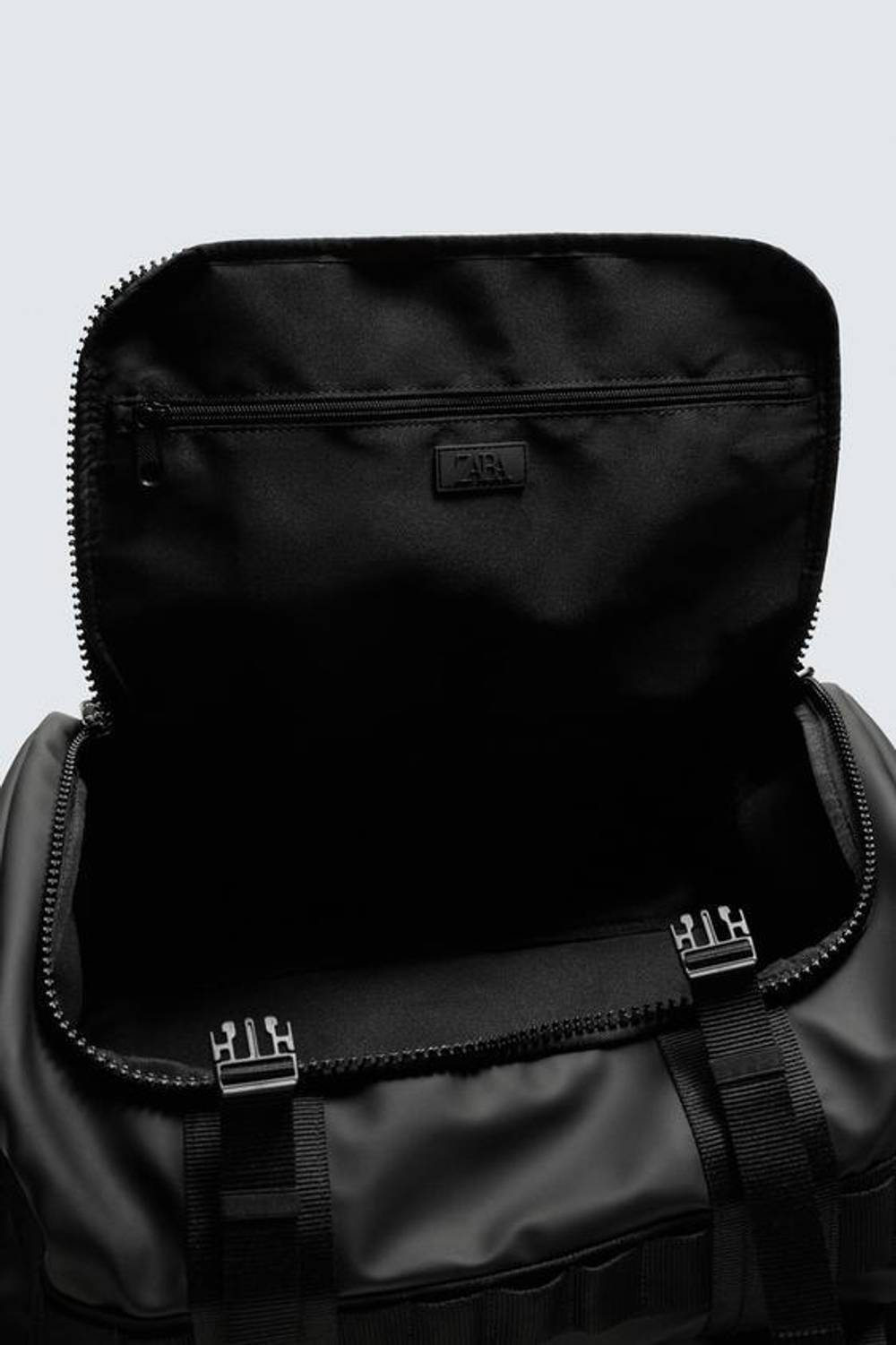 ZARA ТЕХНИЧЕСКИЙ ДОРОЖНЫЙ РЮКЗАК, ЧЕРНЫЙ