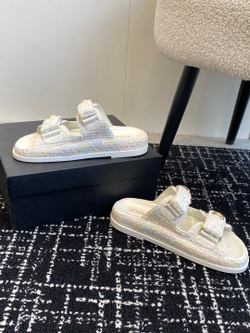 Chanel Slide