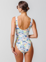 Слитный купальник