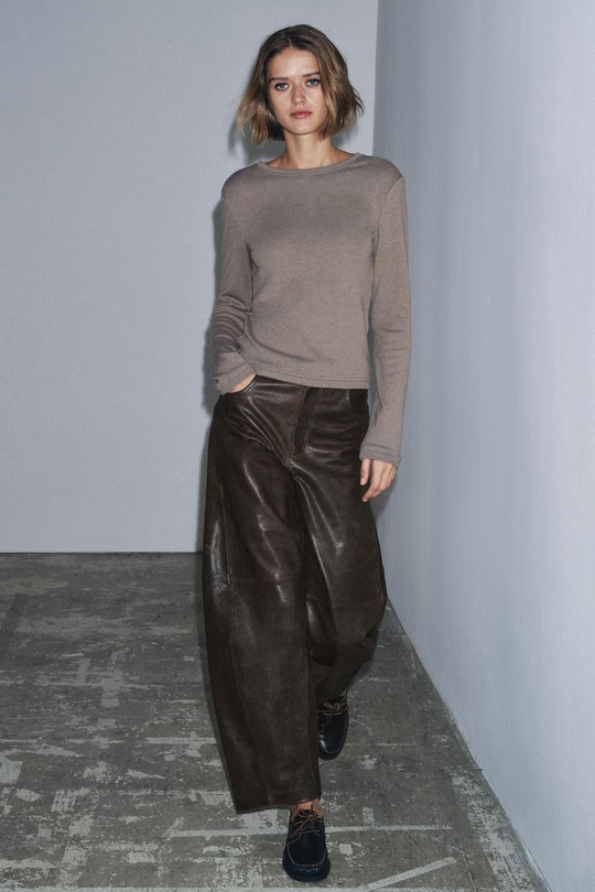 ZARA ФУТБОЛКА С ДЛИННЫМИ РУКАВАМИ, НЕЙТРАЛЬНЫЙ РОЗОВО-СЕРЫЙ