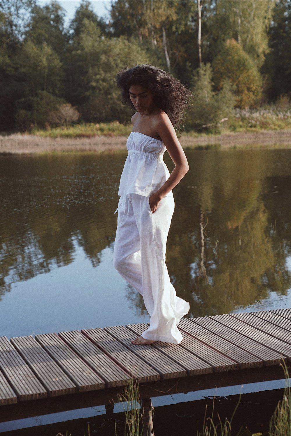 The strapless linen top Топ из льна