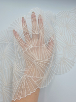 Вышивка на сетке молочный/золото К706