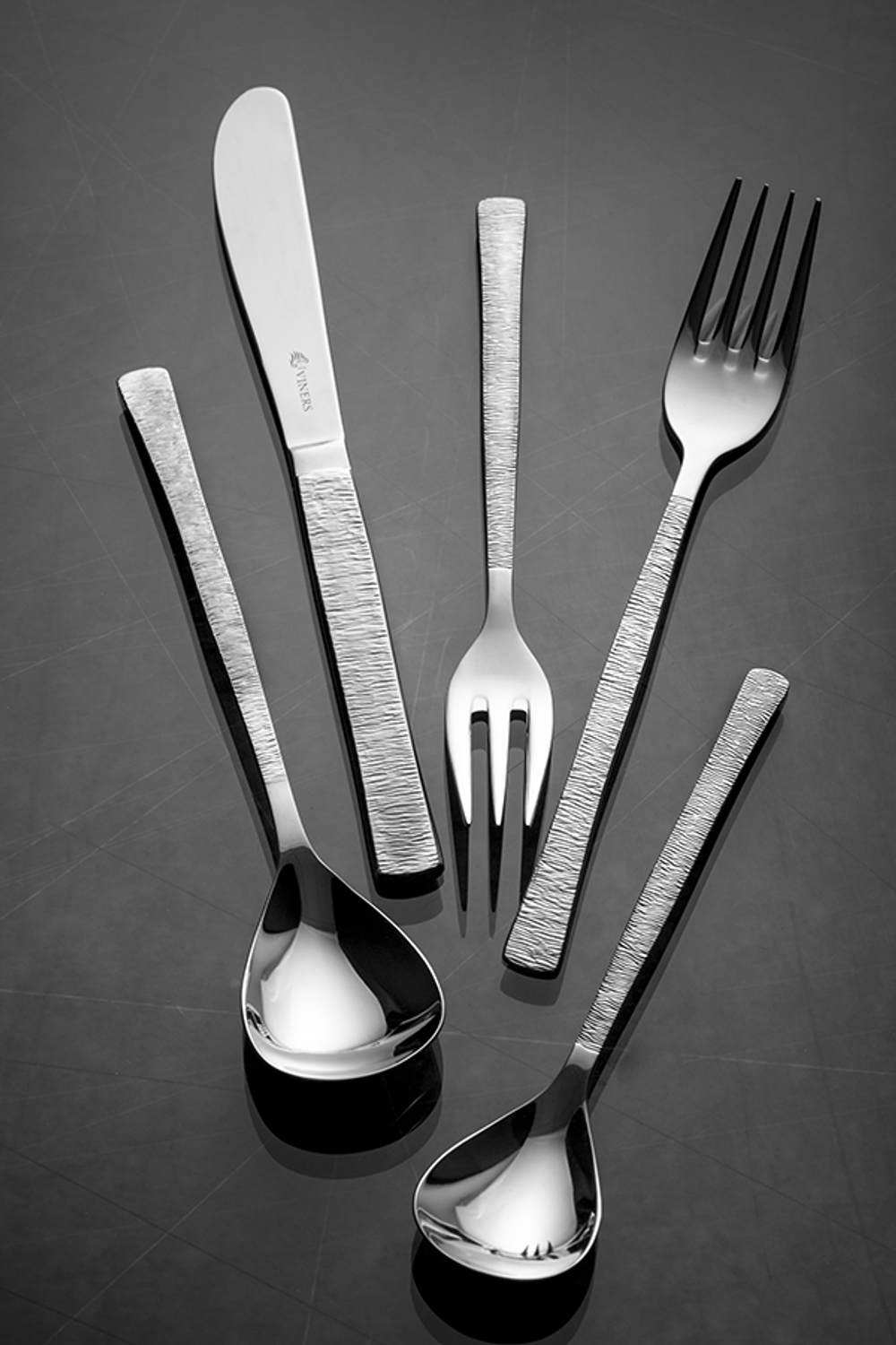 Набор из 16 столовых приборов Studio Viners