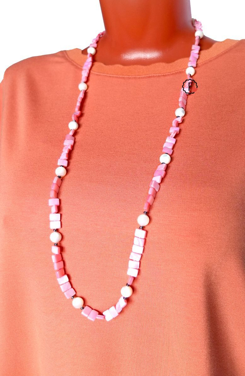 бусы из розового и белого перламутра