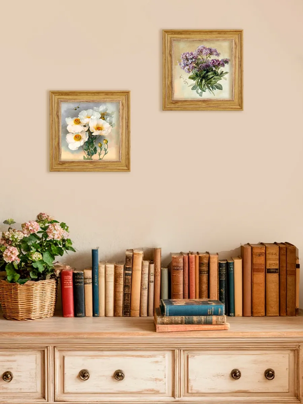 Картина настенная интерьерная в раме "под дерево" 26*26 см